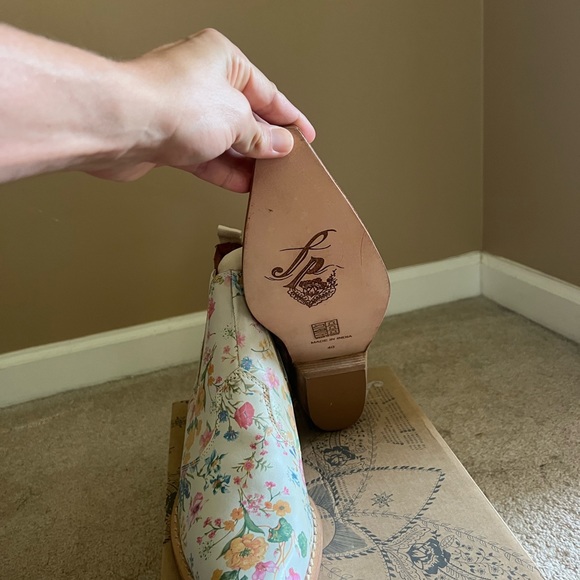 NEW Free People Booties. Size 40 - Picture 2 of 4